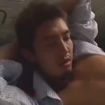 【ゲイ動画】残業をするスーツの筋肉髭イケメンに一服盛ってレイプする非道の警備員！　マッチョボディがぬらぬらとローションで光る！