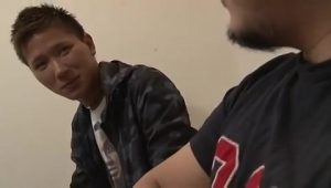 【ゲイ動画ビデオ】アプリで初顔合わせの筋肉イケメンの家を訪れたEXILE系スジ筋イケメン、濃厚キスと巨根セックスを楽しんじゃう♪