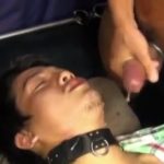 【ゲイ動画】やんちゃ筋肉髭イケメンをちんぐり返し杭打ち巨根ピストン！　3Pでケツマンとケツ割れサポーターがドロドロに汚れるまでヤル！