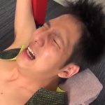 【ゲイ動画】スジ筋イケメンを拘束して自由を奪い、筋肉イケメンがオラ責めで強制連続射精させる！