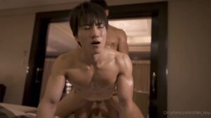 【ゲイ動画ビデオ】桃尻が躍り、隆々の筋肉に浮かぶ汗！　甘いマスクのマッチョイケメンが繰り広げる激交尾！