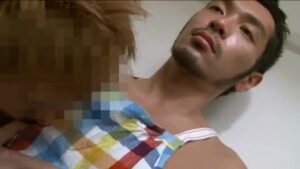 【ゲイ動画ビデオ】真崎航の学生服DK姿、オフショット裸エプロン、そして言葉責めのハードファック！　真崎航の魅力がぎっちり詰まってる！