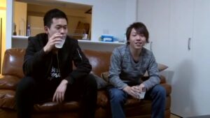 【ゲイ動画ビデオ】主導権を握っているのはどっち? スリ筋美少年に迫り、ビンビンのペニスを挿入するやんちゃ系筋肉イケメンとの辛口イチャイチャエッチ!