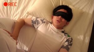 【ゲイ動画ビデオ】アスリート体型をした筋肉イケメン、じっくりアナルを掘られると騎乗位で引き締まったケツを振り巨根を刺激！