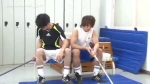 【ゲイ動画ビデオ】身体を壊したやんちゃ系筋肉イケメンノンケDK、見舞いに来た同級生にフェラをさせていたら……！