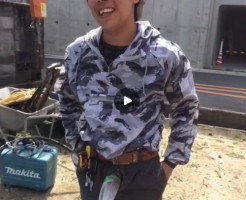 【Vine動画】炎天下の中、ガテン系筋肉イケメンが工事現場でナイロンに包まれた巨根を見せる！