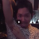 【Vine動画】筋肉髭イケメンがセクシーに腋を見せ、隣のジャニーズ系イケメンは…