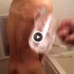 【Vine動画】入浴中のジャニーズ系スリムイケメンに冷水かける鬼の所業ｗ